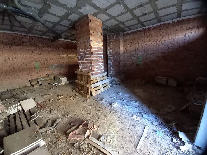 Commerce de détail dans Córdoba, Córdoba à louer - Photo du bâtiment - Image 2 de 3