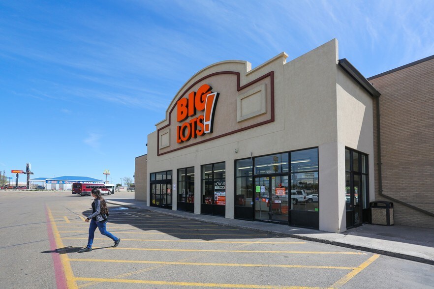 3300-3510 E Interstate 40, Amarillo, TX à louer - Photo du bâtiment - Image 3 de 7