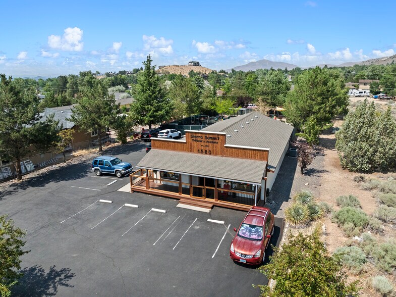 1580 Geiger Grade Rd, Reno, NV à vendre - Photo du bâtiment - Image 3 de 33
