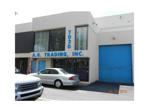 Plus de détails pour 7030-7038 NW 50th St, Miami, FL - Industriel à louer