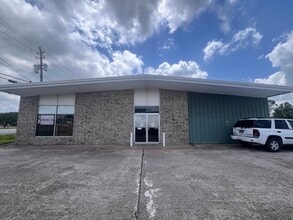13207 Highway 6, Santa Fe, TX for lease Building Photo- Image 1 of 7
