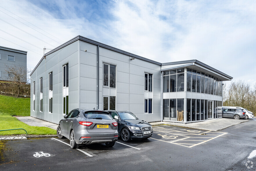 Bridgewater Clos, Hapton for lease - Primary Photo - Image 1 of 3