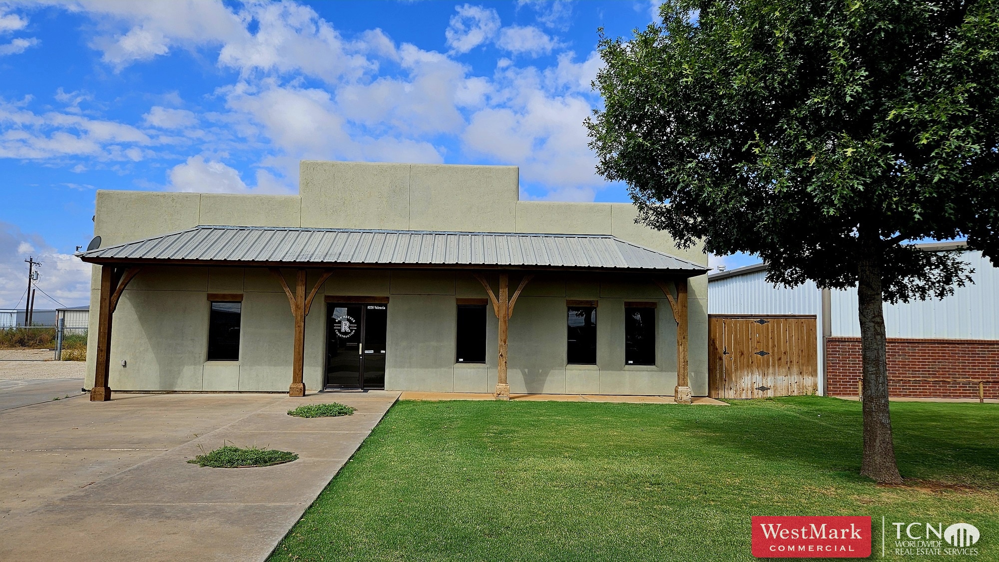 8226 Valencia Ave, Lubbock, TX for lease Building Photo- Image 1 of 3