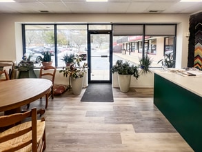 363 Great Rd, Bedford, MA for lease Interior Photo- Image 2 of 3
