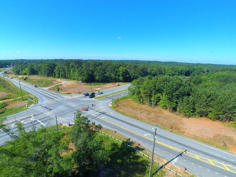 2598 Hiram Douglasville Hwy, Hiram, GA for sale - Building Photo - Image 2 of 13