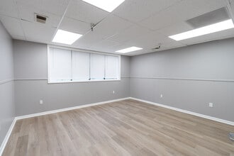 1379 McDow Dr, Rock Hill, SC for lease Interior Photo- Image 2 of 7