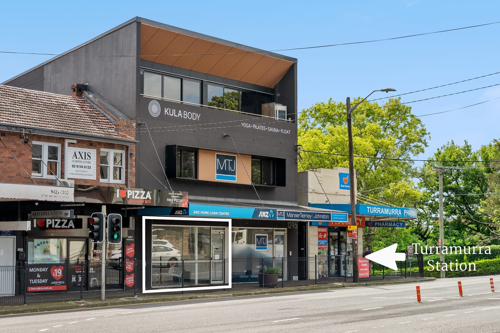 4 Forbes Lane Turramurra, Turramurra for lease Primary Photo- Image 1 of 2