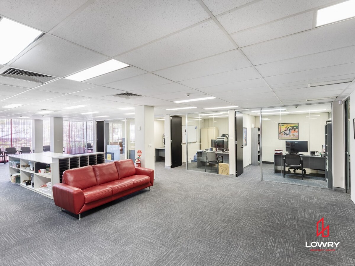 154-156 Military Rd, Neutral Bay, NSW 2089 - Unit 204 - - Interior Photo - Image 2 of 6