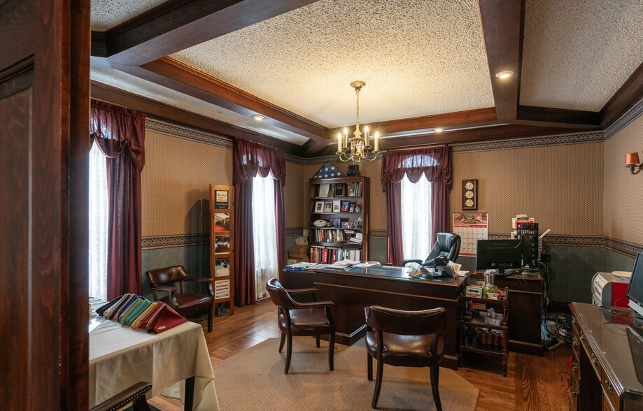 271 Columbia Ave, Depew, NY à vendre - Photo du bâtiment - Image 2 de 53