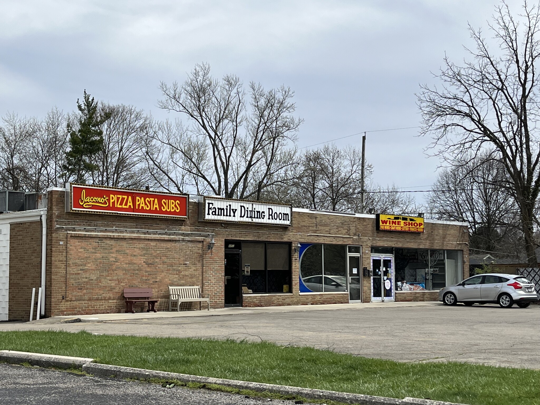 4448-4452 Kenny Rd, Columbus, OH for sale Building Photo- Image 1 of 1