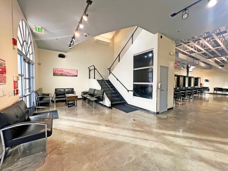 525 Anacapa St, Santa Barbara, CA à vendre - Photo du bâtiment - Image 2 de 21