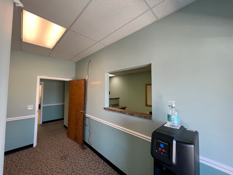 8802 S Madison Ave, Indianapolis, IN à louer - Photo intérieure - Image 2 de 11