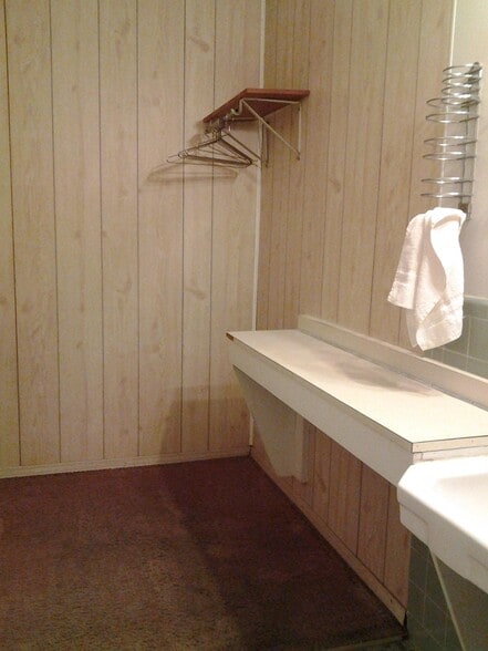 1520 Main St, Junction, TX for sale - Building Photo - Image 3 of 4