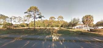 Commercial Land 2.45 Acres Fort Myers - Dépanneur