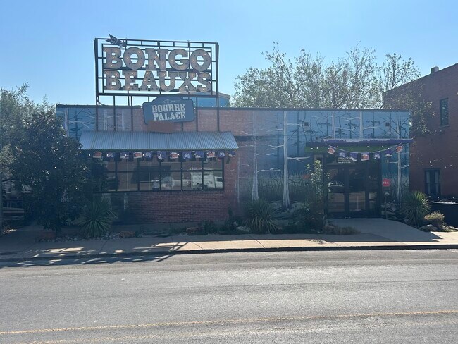 Plus de détails pour 218 W Walnut St, Celina, TX - Commerce de détail à vendre