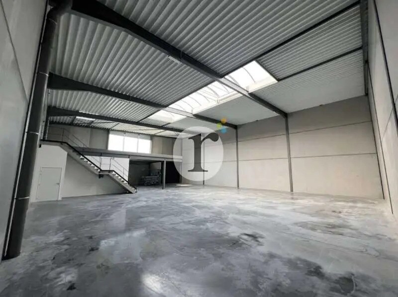 Bureau dans Neuville-en-Ferrain à louer Photo intérieure- Image 1 de 8