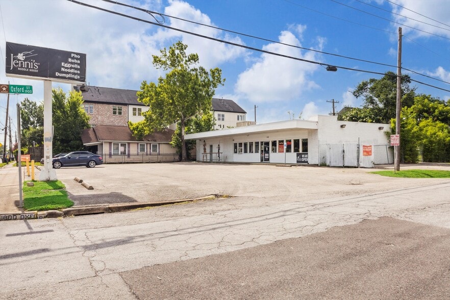 602 E 20th St, Houston, TX for lease - Building Photo - Image 2 of 22