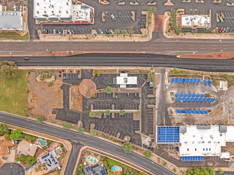 4930 W Bell Rd, Glendale, AZ à vendre - Photo du bâtiment - Image 3 de 6