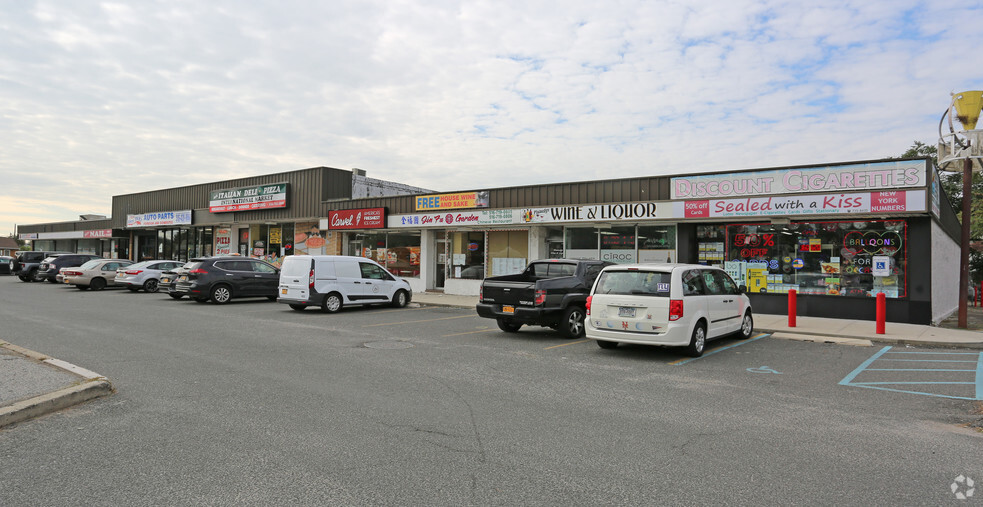 4222-4258 Hicksville Rd, Bethpage, NY for sale - Primary Photo - Image 1 of 1