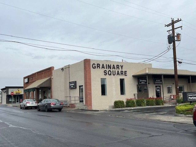 159 W Hermiston Ave, Hermiston, OR for lease - Building Photo - Image 1 of 4