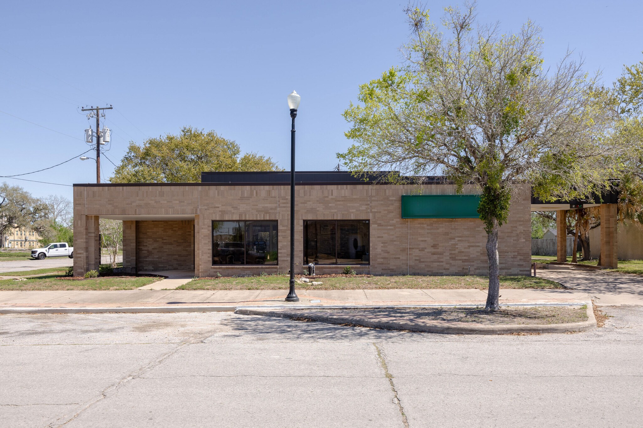 703 Commerce St, Refugio, TX à vendre Photo principale- Image 1 de 32