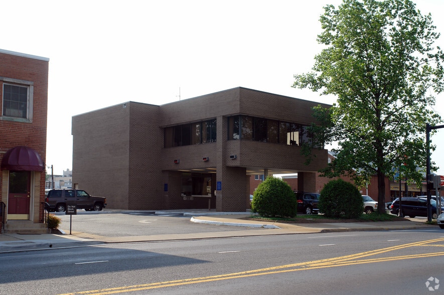9210 Church St, Manassas, VA for lease - Building Photo - Image 2 of 4