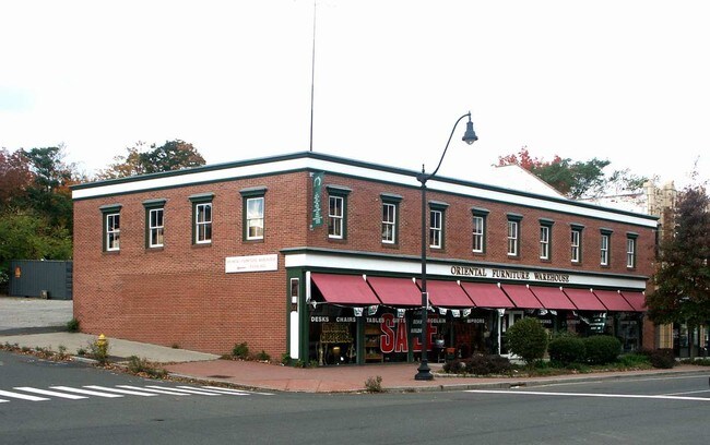 Plus de détails pour 602 West Ave, Norwalk, CT - Commerce de détail à vendre