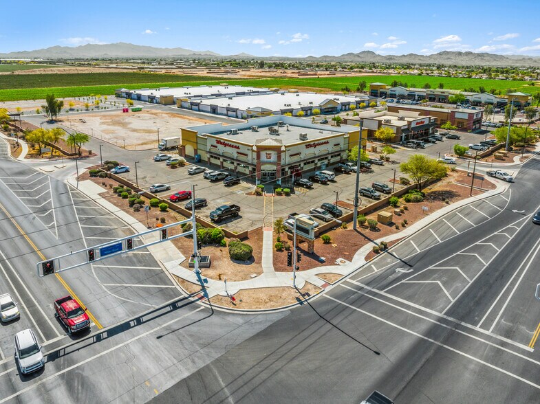 25073 W Southern Rd, Buckeye, AZ à vendre - Photo du bâtiment - Image 2 de 8