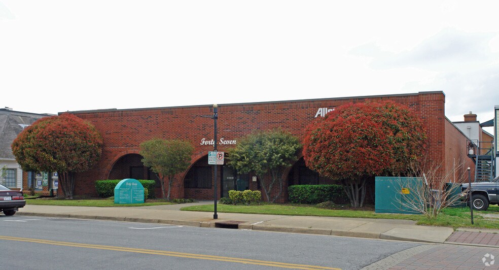 45 W Queens Way, Hampton, VA à vendre - Photo du bâtiment - Image 3 de 6