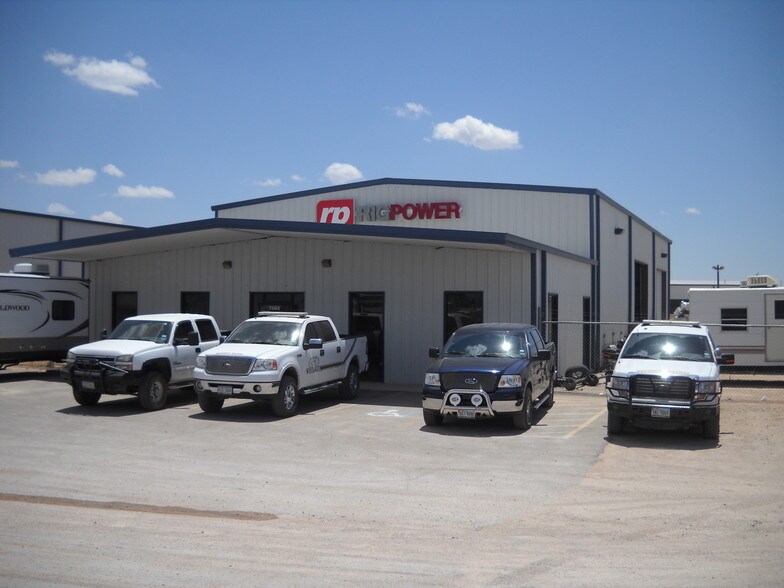 7907 W Industrial Ave, Midland, TX à louer - Photo du bâtiment - Image 2 de 18