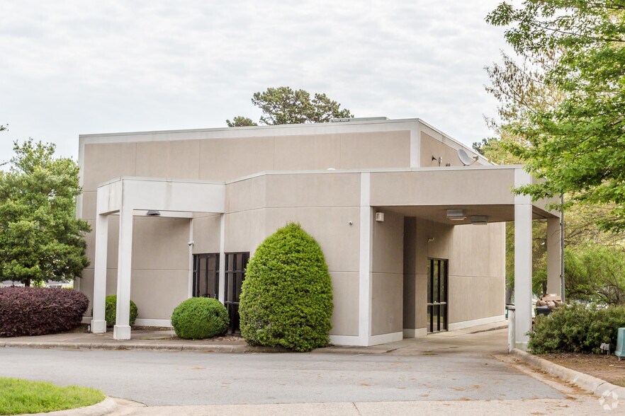 12211 W Markham, Little Rock, AR for sale - Building Photo - Image 3 of 24