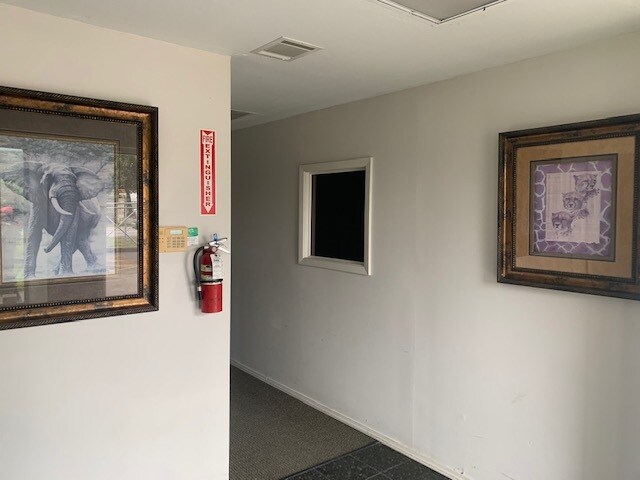 15825 1st St, Channelview, TX à louer - Photo du bâtiment - Image 2 de 8