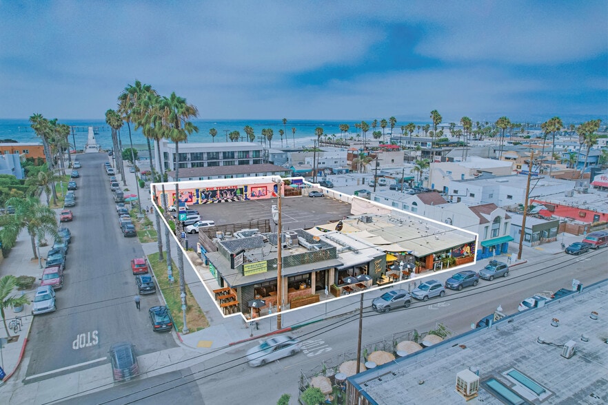 Ocean Beach Collective portfolio of 4 properties for sale on LoopNet.ca - Building Photo - Image 1 of 12