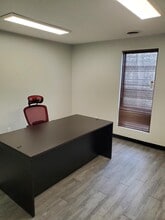 132 Central St, Foxborough, MA à louer Photo intérieure- Image 2 de 3