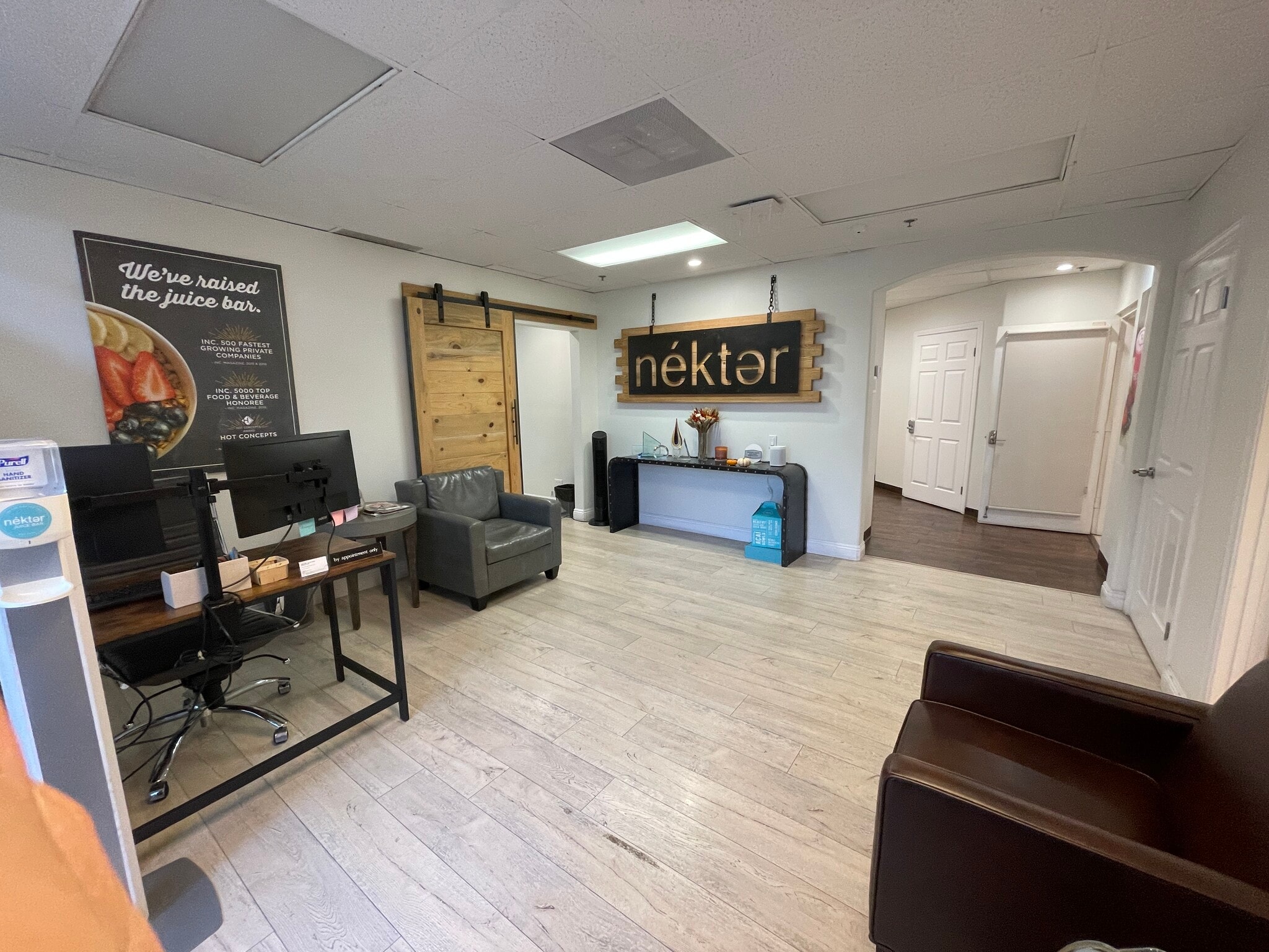 2488 Newport Blvd, Costa Mesa, CA for lease Interior Photo- Image 1 of 6