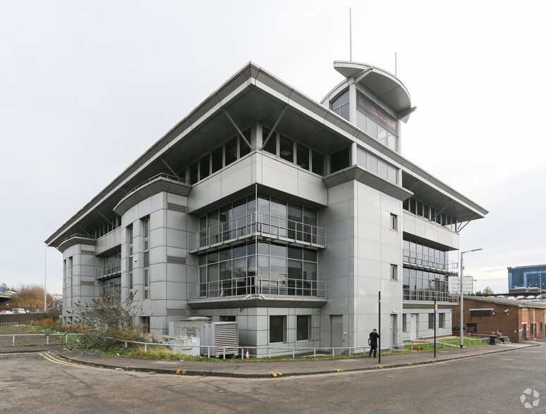 21 Tyndrum St, Glasgow for sale - Building Photo - Image 2 of 11