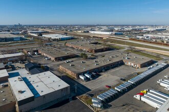 1088-1130 W Thorndale Ave, Bensenville, IL - Aerial  map view