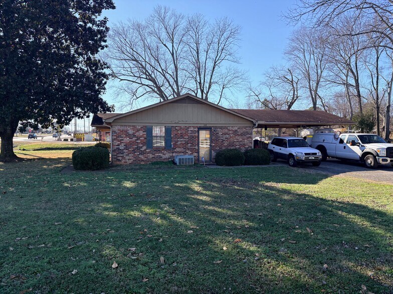 108 Cagle Rd, Huntsville, AL à vendre - Photo du bâtiment - Image 2 de 8