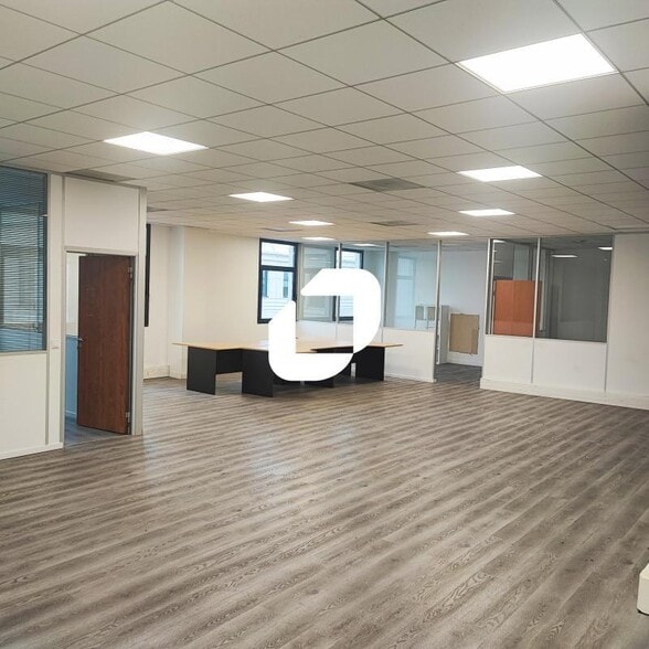 Bureau dans Créteil à louer - Photo intérieure - Image 2 de 11