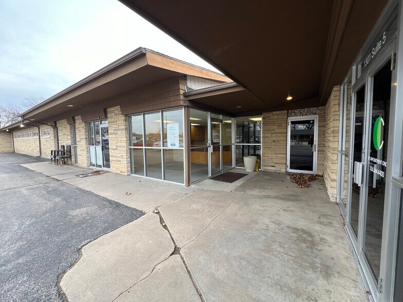 1301 N West St, Wichita, KS for lease - Building Photo - Image 2 of 13