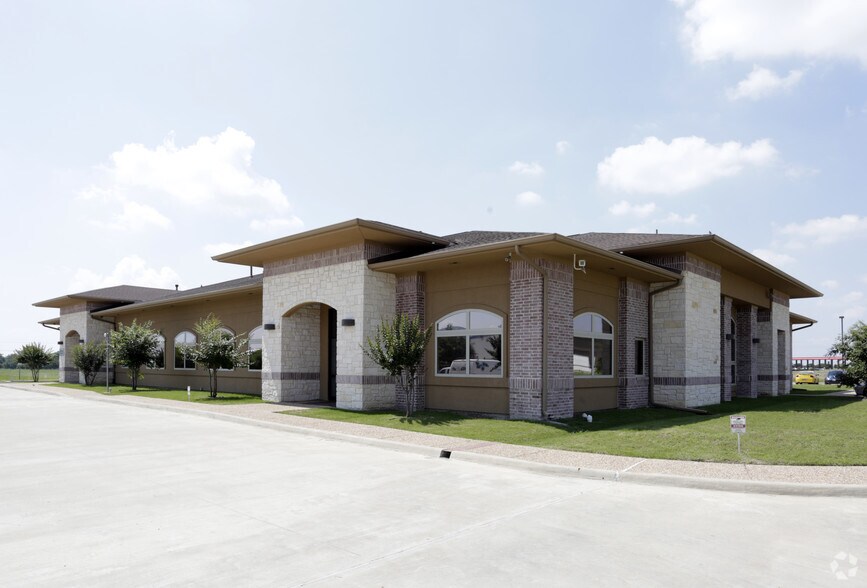 22 Prestige Cir, Allen, TX for lease - Building Photo - Image 2 of 4