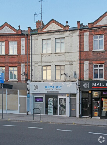 96 Fulham Palace Rd, Londres à louer - Photo principale - Image 1 de 2