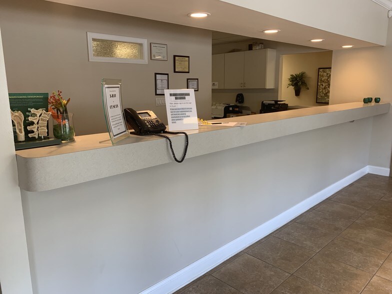 1804 10th St, Jeffersonville, IN for sale - Building Photo - Image 3 of 26