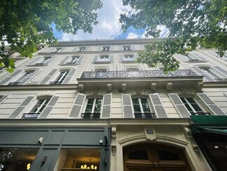 Plus de détails pour Multi-résidentiel à vendre