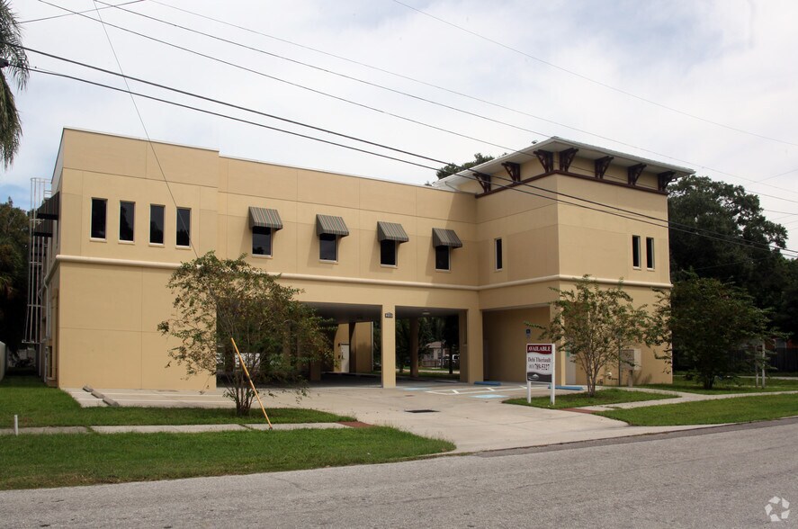 2701 W St Isabel St, Tampa, FL à vendre - Photo du bâtiment - Image 3 de 46