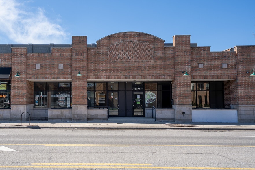 2465-2477 N High St, Columbus, OH for lease - Building Photo - Image 3 of 9