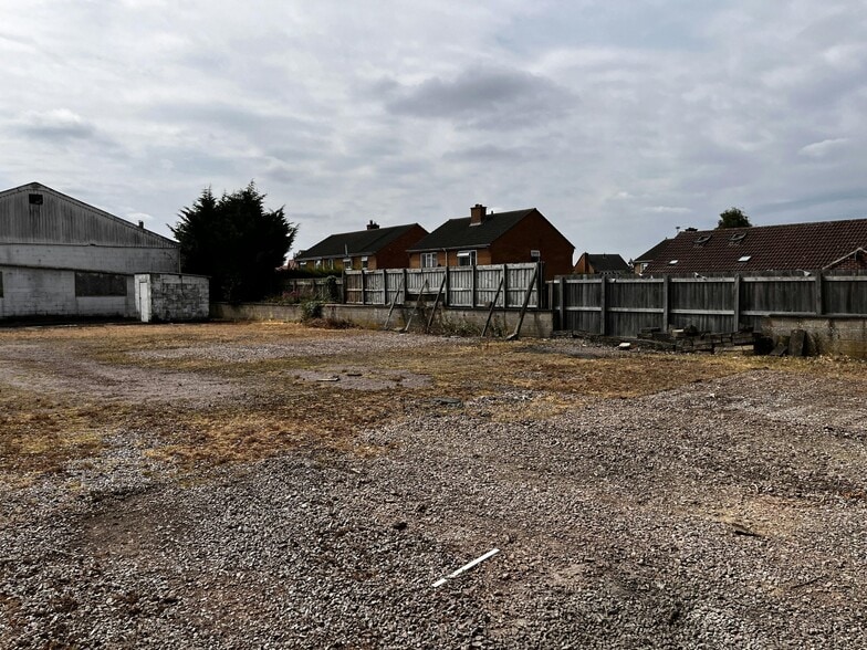 Great Clos, Colsterworth for lease - Building Photo - Image 3 of 6