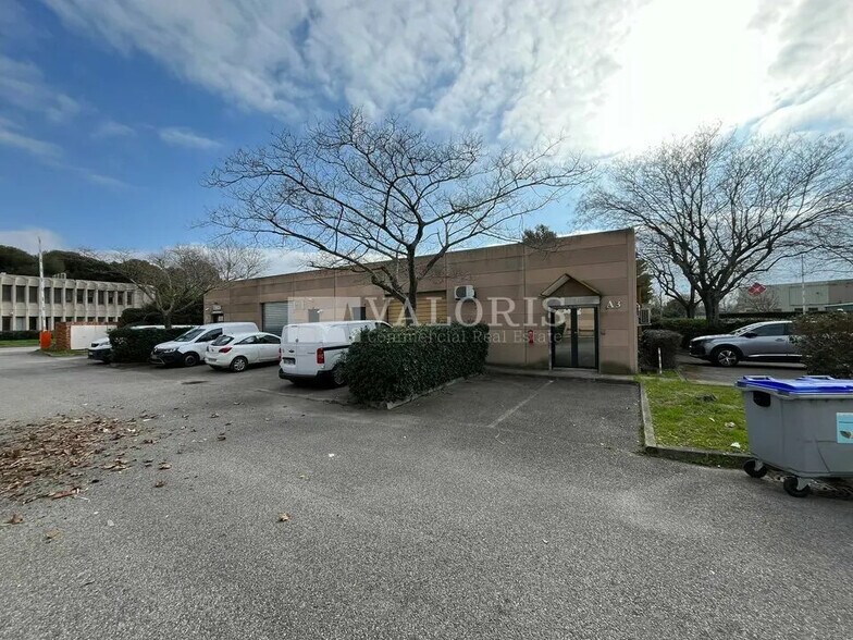 Flex in Vitrolles for lease - Primary Photo - Image 1 of 13