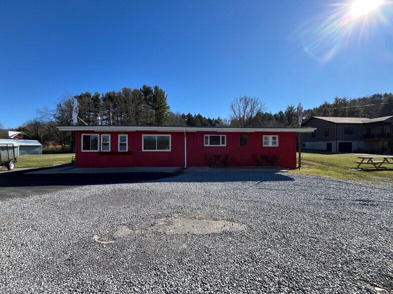 17307 Route 36, Punxsutawney, PA à vendre - Photo du bâtiment - Image 2 de 10