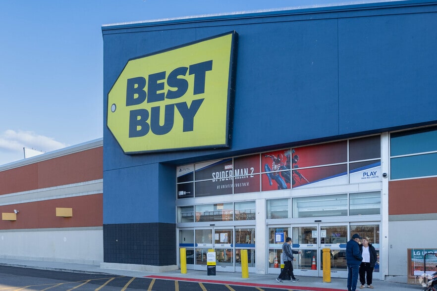 8973 Bay Pkwy, Brooklyn, NY for lease - Building Photo - Image 3 of 18